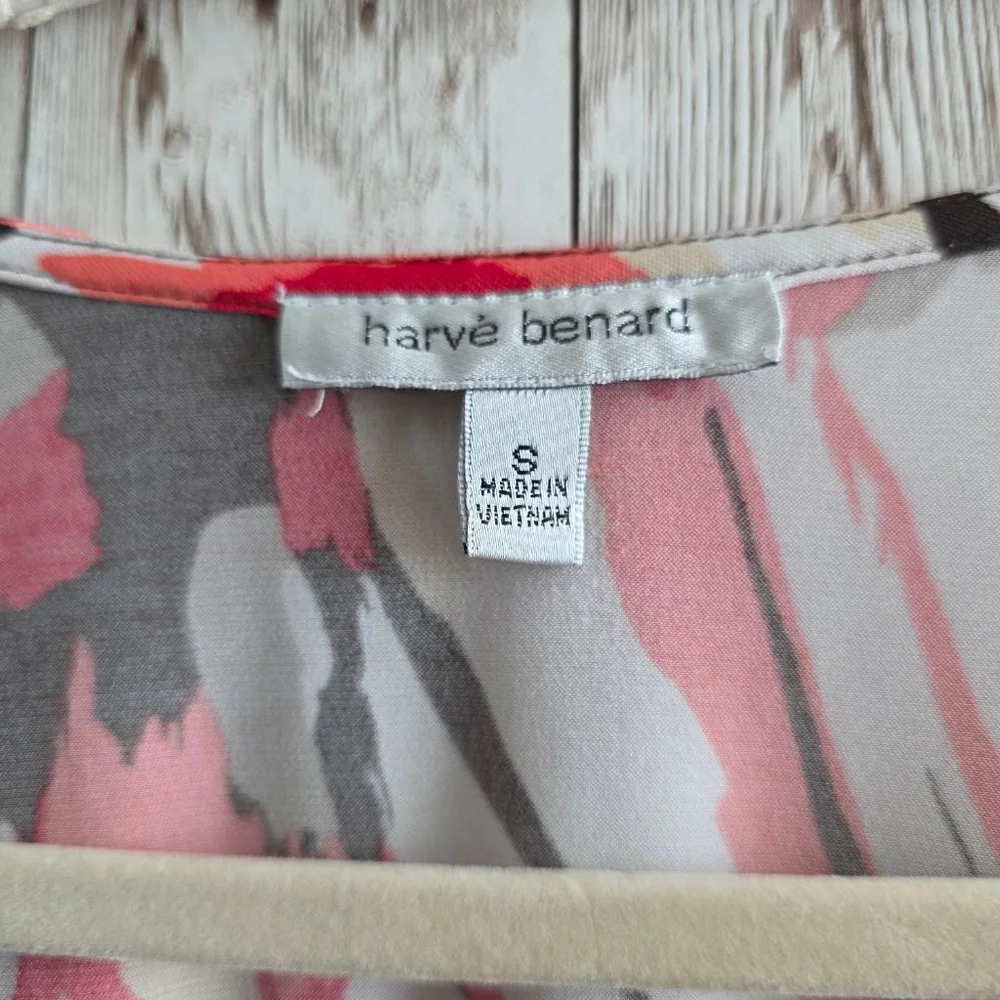 Women's Harve Benard Abstract V-Neck Blouse Red Brown Size S